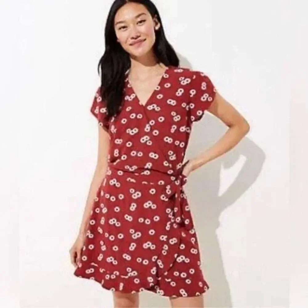 Loft Rust Red Floral Red Wrap Dress Skort Daisy Print Short Sleeve Romper Size 6